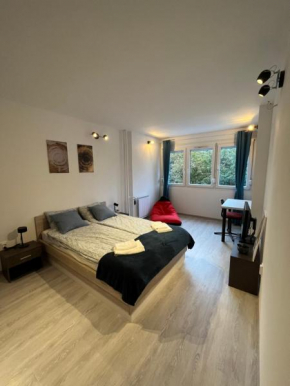 Milad Apartman